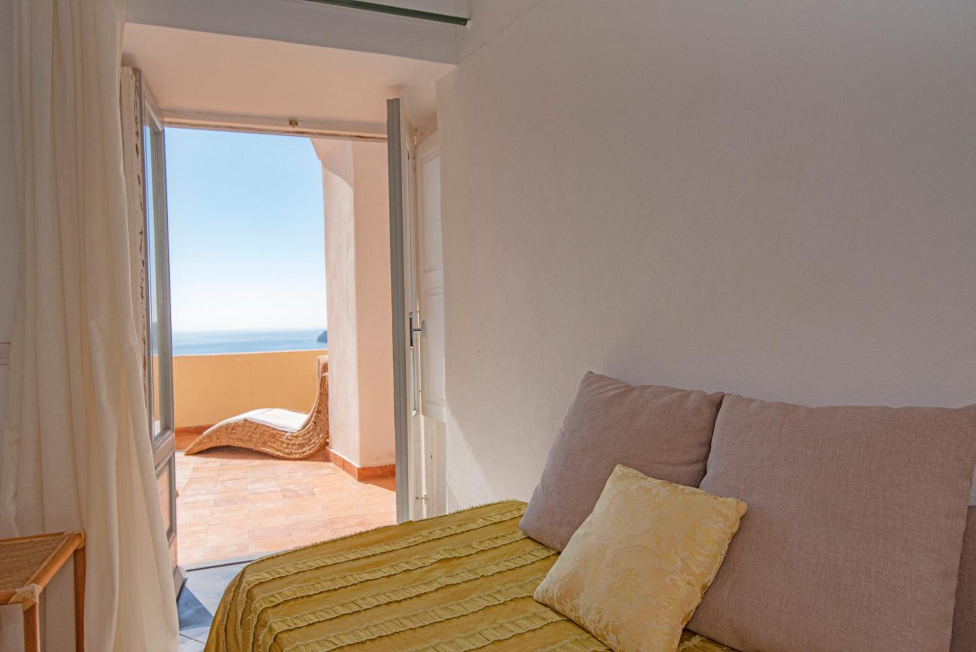 Hotel La Casa Sul Mare Procida Exterior photo